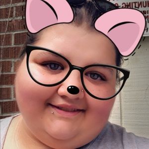 Meet your Posher, Stacey